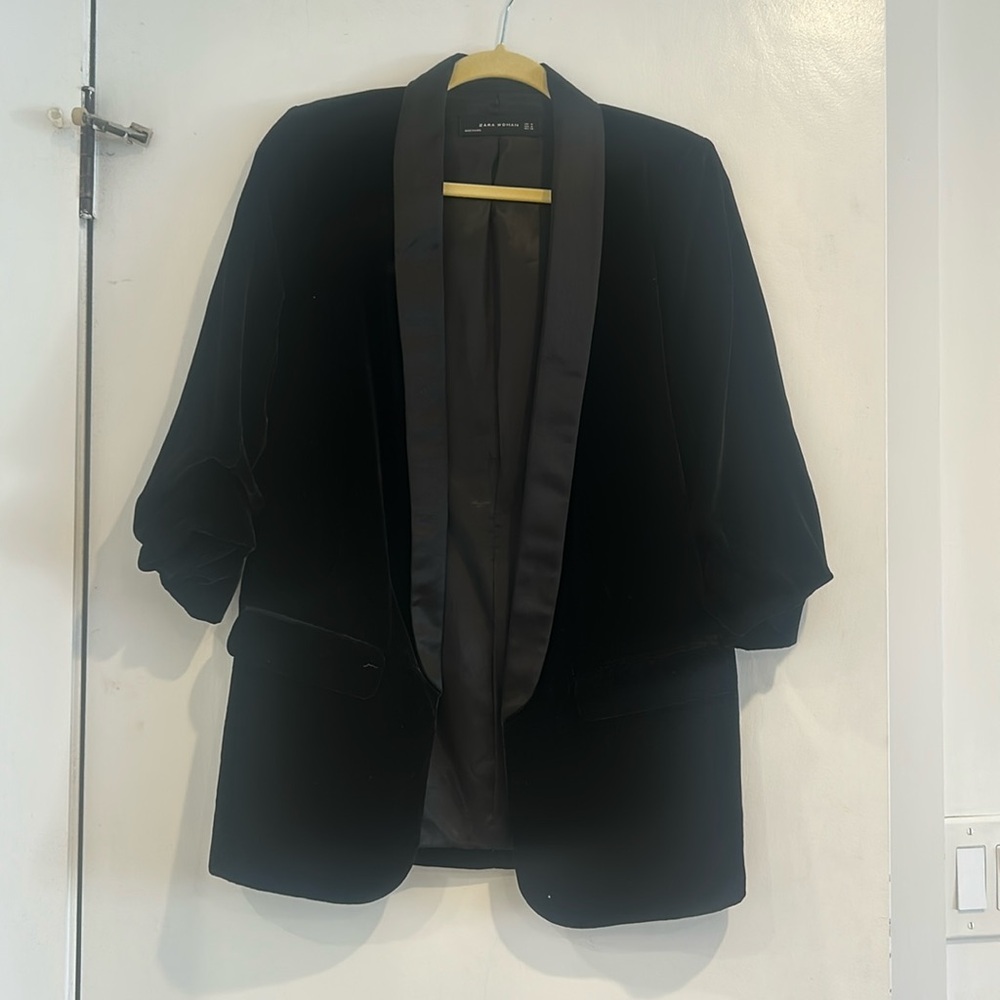 Zara black velvet tuxedo blazer